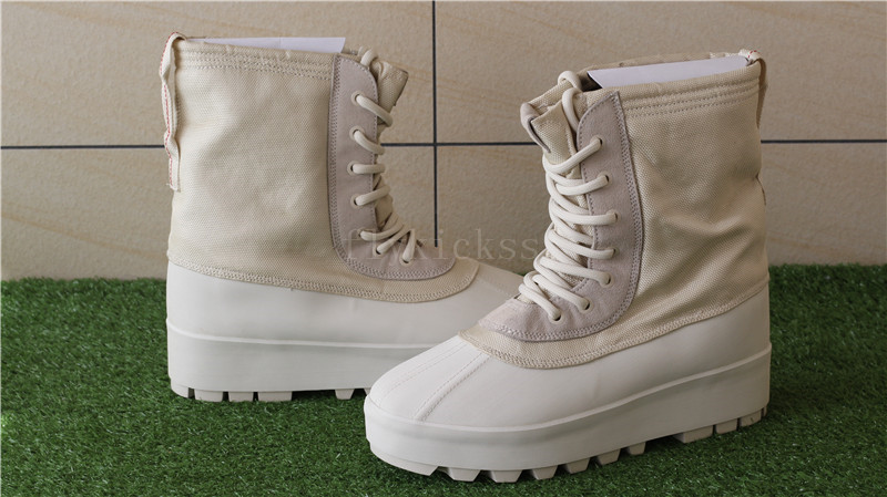 Adidas Yeezy 950 Duck Boost PeyoteTurtle DoveWhite